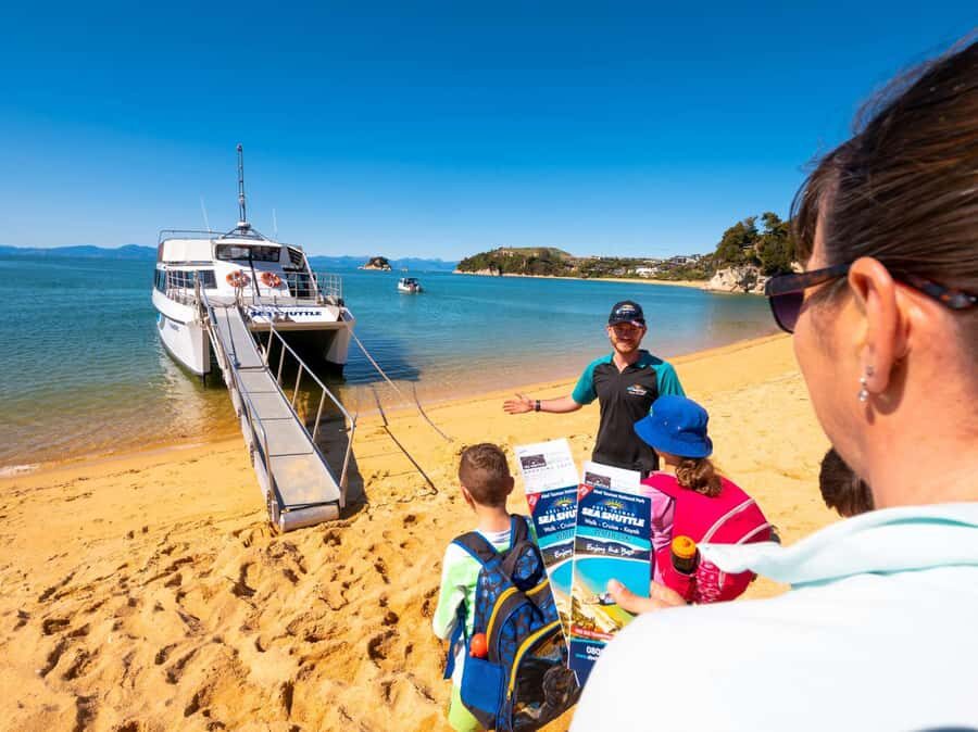 Abel Tasman National Full Park Scenic Cruise - Meeting point at Kaiteriteri and what to bring on board