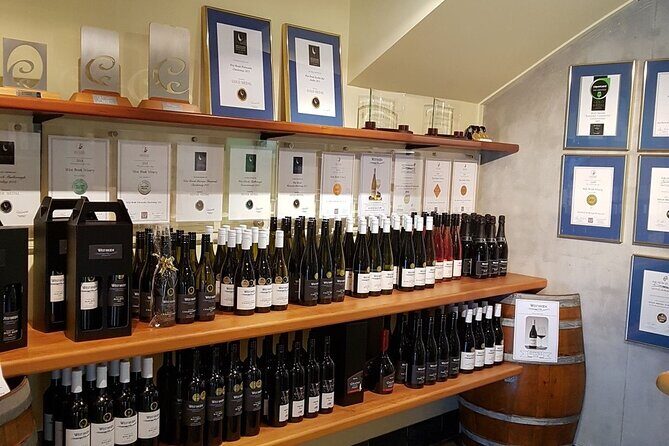 Auckland: Flavours of our City Food Walk - Artisan drinks: how the wine or beer sampling fits the story