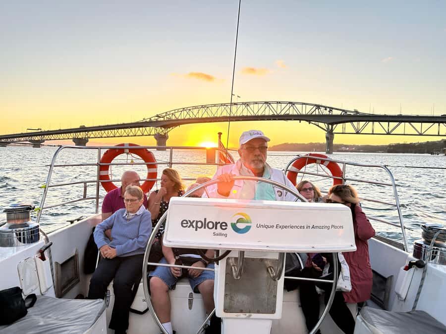 Auckland: Harbour Sailing Cruise with 3-Course Dinner - Why this Auckland dinner cruise feels like real sailing