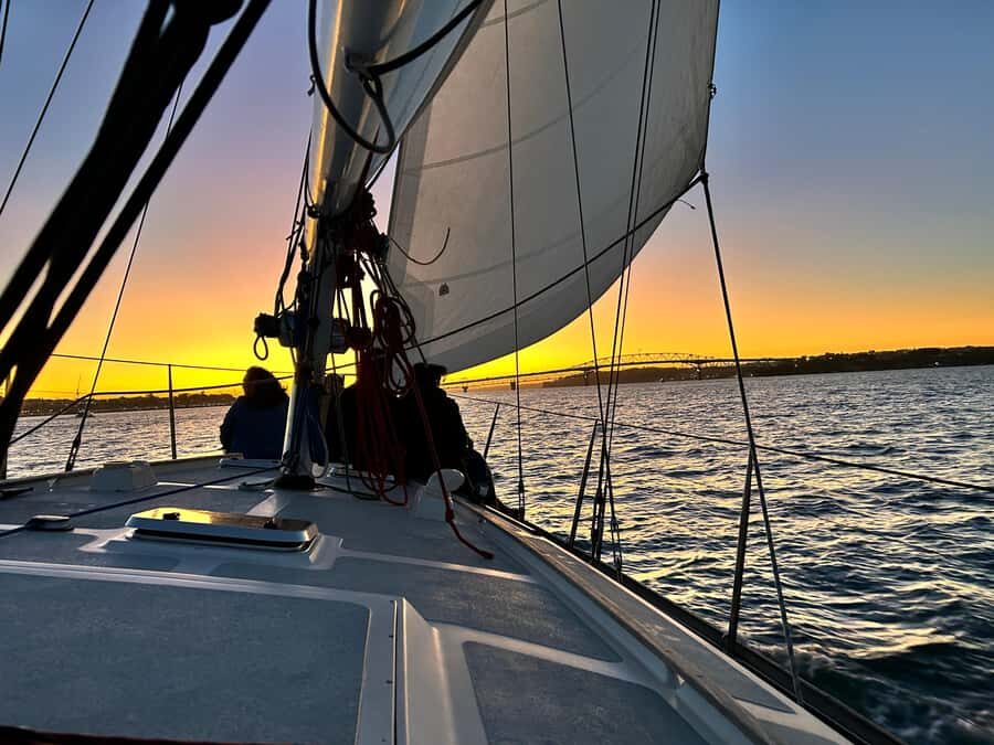 Auckland: Harbour Sailing Cruise with 3-Course Dinner - Getting to the dock at Viaduct Harbour (and what to bring)