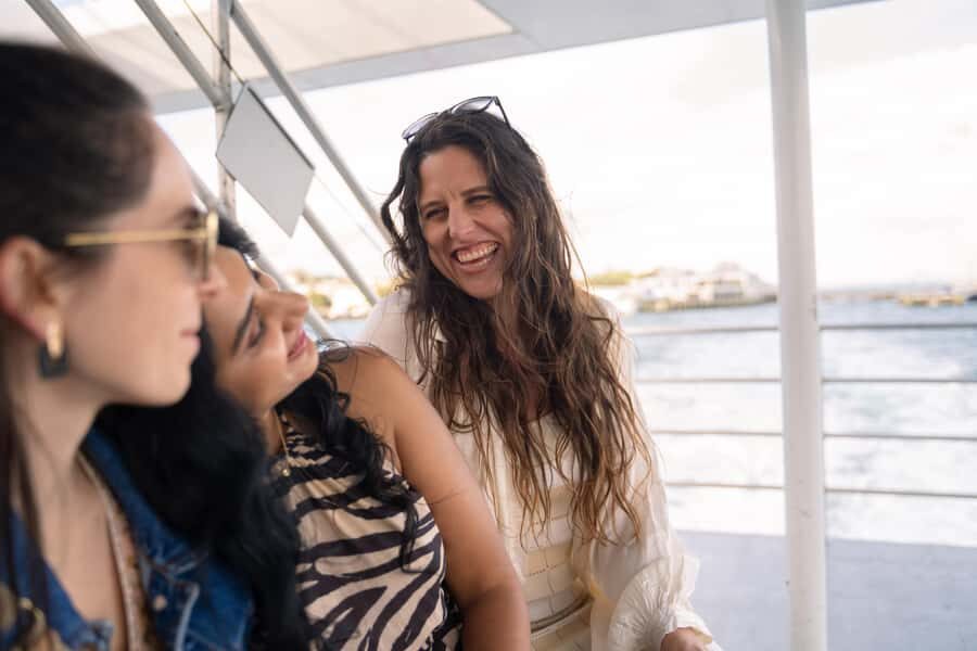 Auckland: Scenic Harbour Sightseeing Cruise - Sailing past the Harbour Bridge and Sky Tower