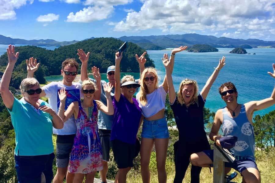 Bay of Islands: 4.5 Hour Day Cruise and Island Getaway Tour - Roberton Island Twin Lagoons: short walk, big sky views