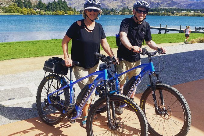 CHP Bike Rentals Cromwell - The coffee boat and burger boat stop you’ll be glad exists
