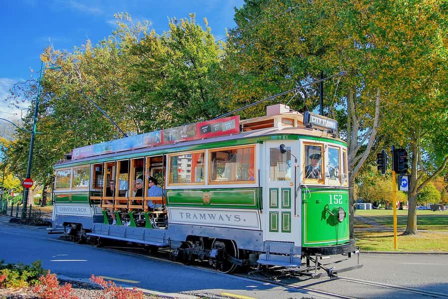 Christchurch: Hop-On Hop-Off Tour by Vintage Tram - Onboard Commentary: Humor, Style, and What to Expect From Drivers
