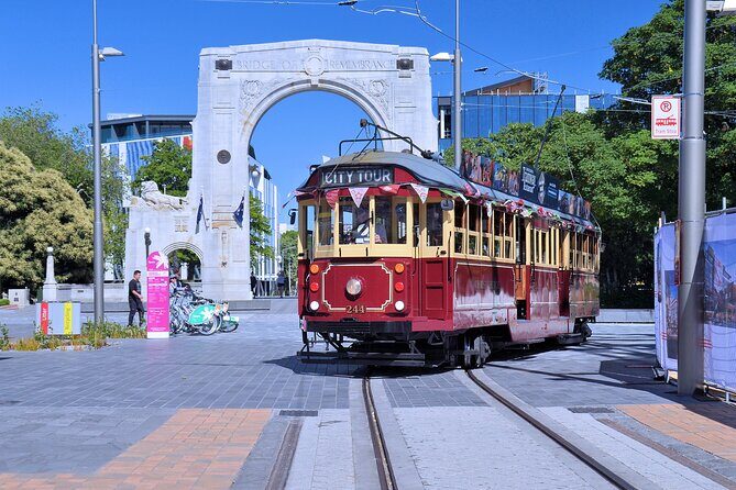 Christchurch Hop-On Hop-Off Tram - Re:START Mall and High Street: Easy City-Meal Decisions