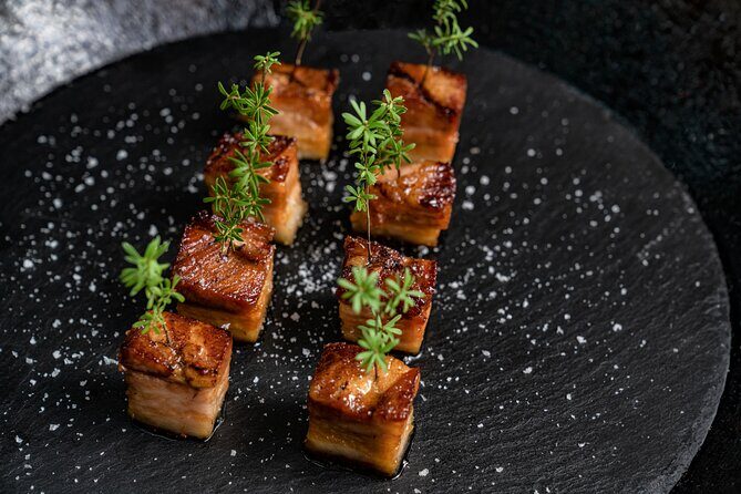Cultural Experience & Seasonal Māori Cuisine at Te Pā Tū - Your Rotorua pickup and how the 3-hour evening flows