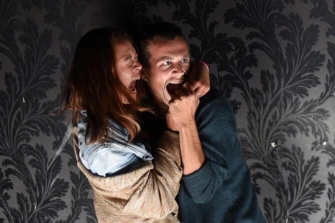 Fear Factory Queenstown - Live Scare Actors: The Part That Turns It From Decor Into Drama