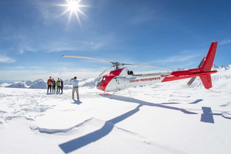 Franz Josef & Fox Glaciers Helicopter Flight & Snow Landing - What makes Franz Josef and Fox glaciers special from the air