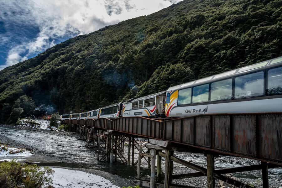 From Christchurch: Arthur's Pass with TranzAlpine & Lunch - Lake Lyndon and the quick-hit photo moments