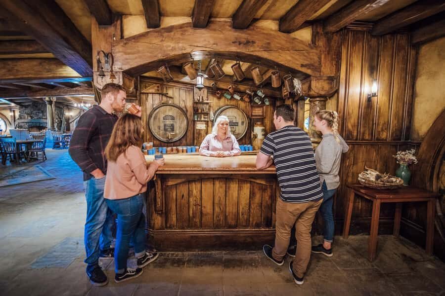 From Matamata: Guided Hobbiton Experience with Bus Transfers - Who this tour suits best (and who should think twice)