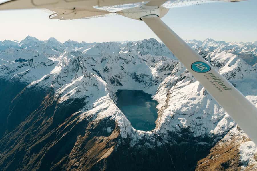From Queenstown: Milford Sound Flight and Nature Cruise - Comfort and Viewing: Seating Tips That Save You Frustration