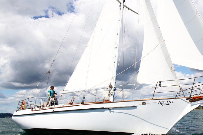 Full-Day Bay of Islands Tour by Vigilant Yacht Charters - From Russell Wharf To Real Sailing Time