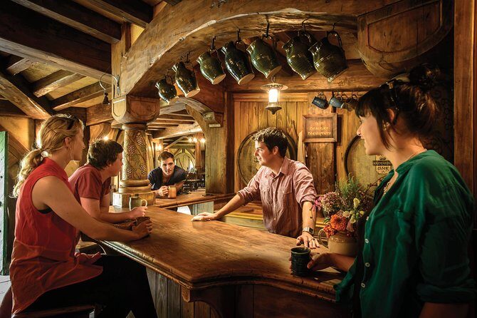 Hobbiton Movie set & Waitomo Caves Small Group Tour From Auckland - Should You Book Hobbiton and Waitomo From Auckland?