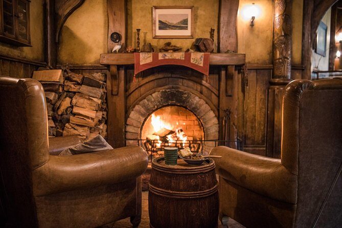 Hobbiton™ Movie Set Walking Tour from Shires Rest - Guides Who Turn Scenes Into Place (Dan, Georgia, James, Liam, Sam, Amy, Taylor)
