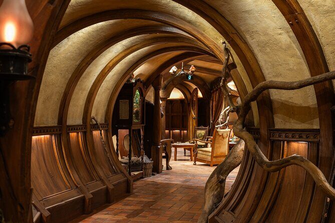 Hobbiton & Waitomo Caves Guided Tour from Auckland with Lunch - Should you book Hobbiton and Waitomo from Auckland?