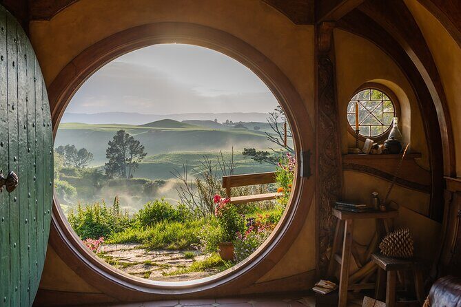 Hobbiton & Waitomo Caves Small-Group Tour W Lunch from Auckland - Price and value: what you’re really paying for at $235.20
