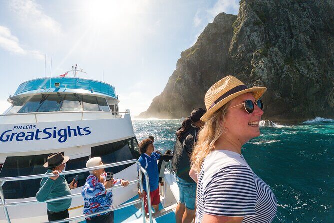Hole in the Rock Scenic Cruise including Dolphins and Island stop - Setting Off on the Bay of Islands Cruise (Paihia or Russell)
