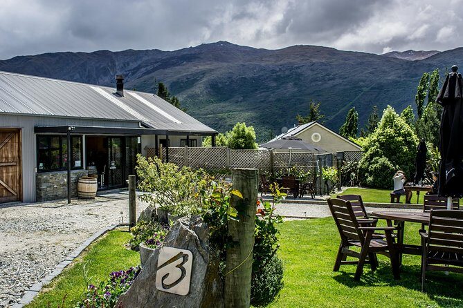 Hop on Hop off Wine Tours Queenstown - Should you book Hop on Hop off Wine Tours in Queenstown?