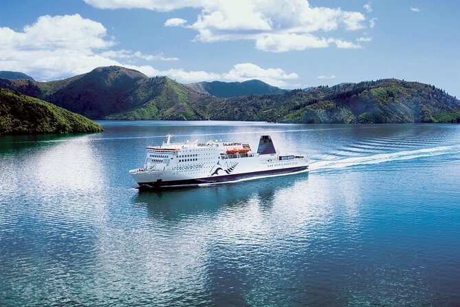 InterIslander Ferry - Picton to Wellington - The route in real time: Queen Charlotte Sound to Cook Strait to Wellington