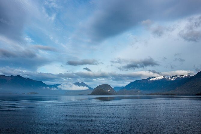 Jet Boat Journey through Fiordland National Park - Pure Wilderness - Timing, weather, and what to pack so you stay comfortable