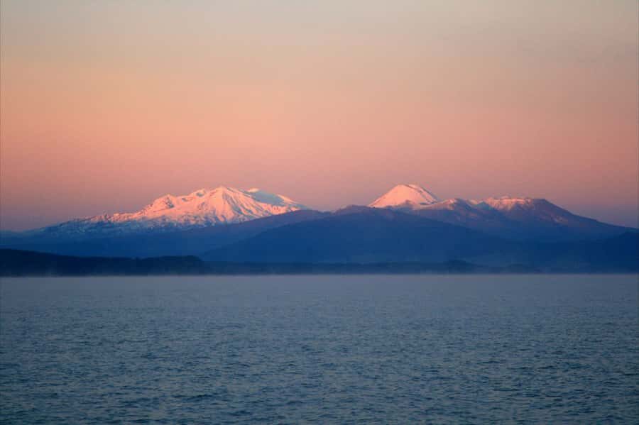 Lake Taupo: 1.5-Hour Maori Rock Carvings 5:00 PM Cruise - Lake Taupo at 5 PM: why this timing works so well