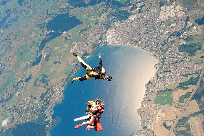 Lake Taupo 12,000-Foot Tandem Skydiving - Getting to the drop zone: pickup, timing, and what feels easy