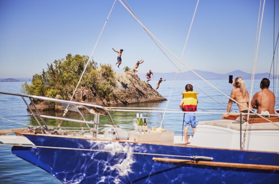 Lake Taupo: Classical Sailing to the Māori Rock Carvings - FAQ