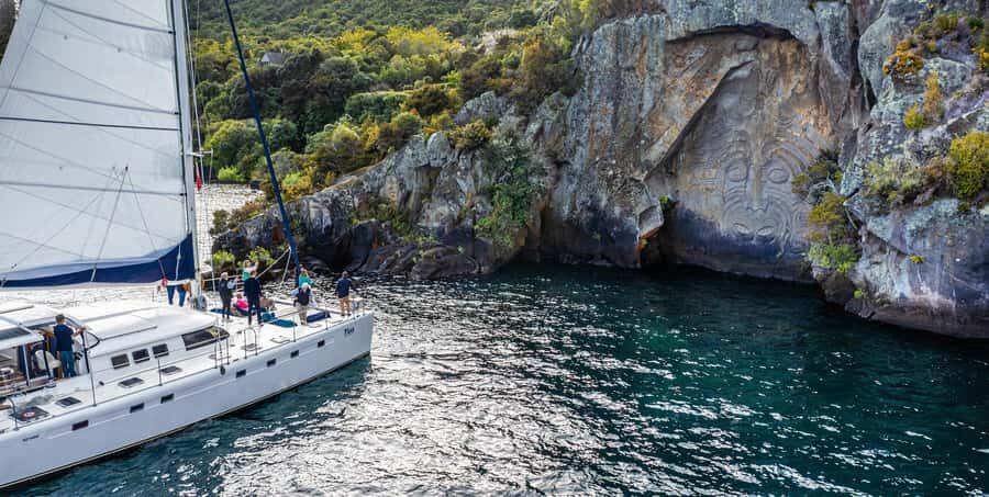 Lake Taupo: Luxury Sailing Catamaran to Māori Rock Carvings - Practical tips before you go: packing for comfort