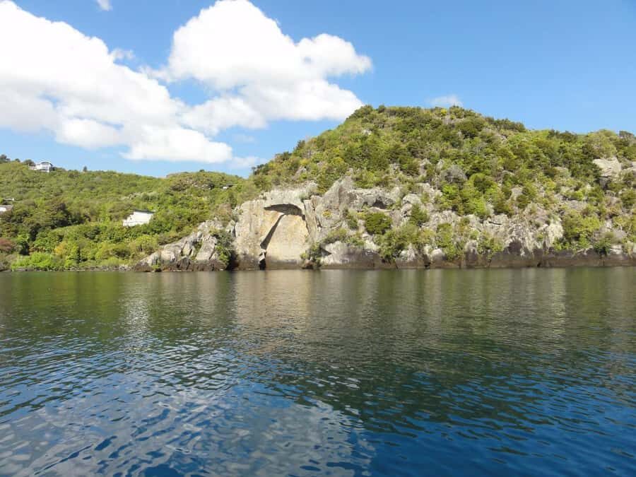 Lake Taupo: Maori Rock Carvings 10.30 AM 1.5-Hour Cruise - Price and Value: Why $35 Can Make Sense Here