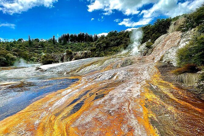 Lake Taupō Māori Rock Carvings Scenic Cruise aboard Ernest Kemp - Comfort in Choppy Water: What to Expect and How to Prep
