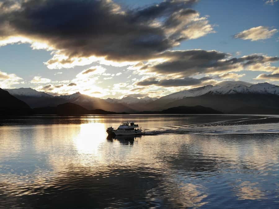 Lake Wanaka Happy Hour Cruise - Price and value: what $38 gets you (and why it feels fair)