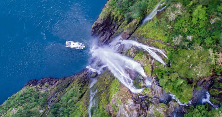 Milford Sound: Boutique Small-Boat Cruise - Fjord basics: what you’re really looking at