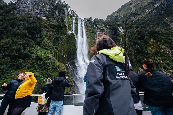 Milford Sound Coach and Cruise tour from Queenstown - Rain, wet decks, and the “most people bring the wrong jacket” problem