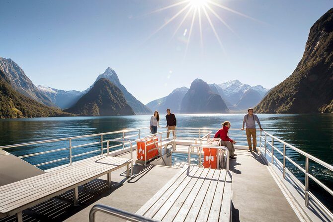 Milford Sound Premium Coach & Cruise from Queenstown with Lunch - Key points before you go