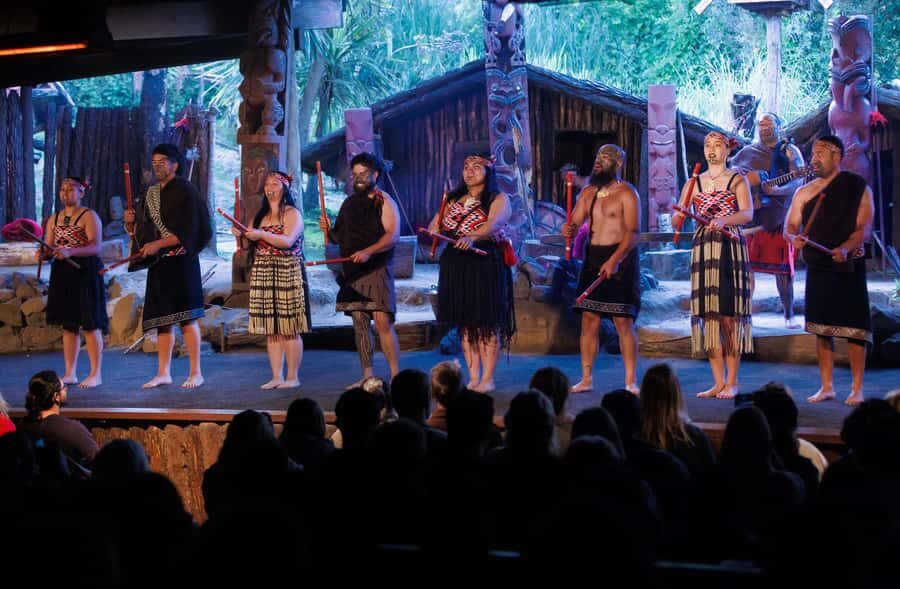 Mitai Maori Village: Cultural Experience and Dinner Buffet - 8) The hangi buffet dinner: how the meal works and what to expect