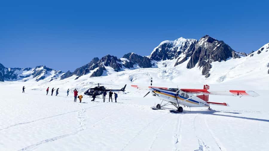 Mount Cook: Ski Plane and Helicopter Glacier Combo Flight - Landing on New Zealand’s Longest Glacier: The Tasman Snowfields Moment