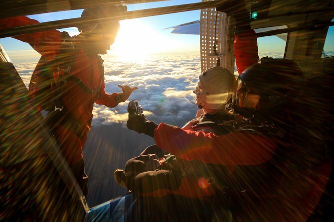 NZONE Skydive Queenstown - The Safety Briefing and Tandem Harness Routine