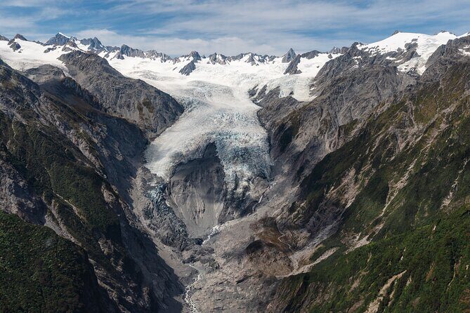 Pilot’s Choice: 2 Glaciers & Snow Landing – 35min - Who should book this glacier helicopter tour