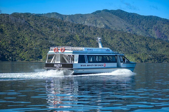Queen Charlotte Sound Mail Boat Cruise - Boat size and seating: top deck views vs inside comfort