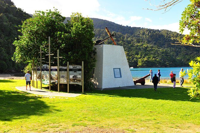 Queen Charlotte Sound Mail Boat Cruise - Seasonal Ship Cove timing and the walking break reality check