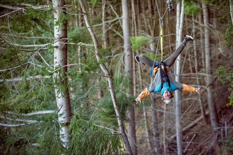 Queenstown: 2-Hour Zipline Tour with 4-Lines - The in-between hike: uneven footing and how to plan for it
