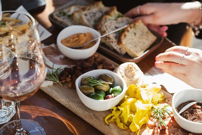 Queenstown: Afternoon Wine & Beer Tour with Platters - Queenstown to Gibbston in 4 hours: the smart way to plan your afternoon