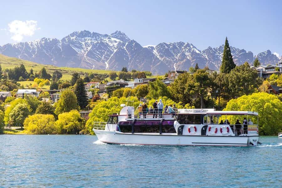 Queenstown: Lake Wakatipu Scenic Cruise - The Scenery Route: Remarkables, Cecil Peak, Kelvin Heights, and Town Views