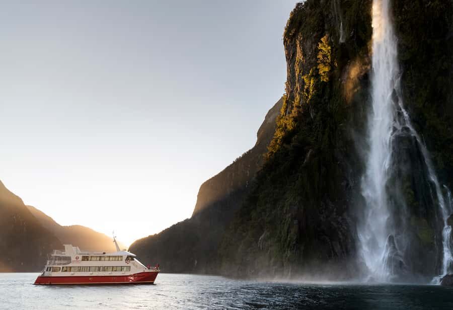 Queenstown: Milford Sound Flight and Cruise - Key Things You’ll Notice Right Away