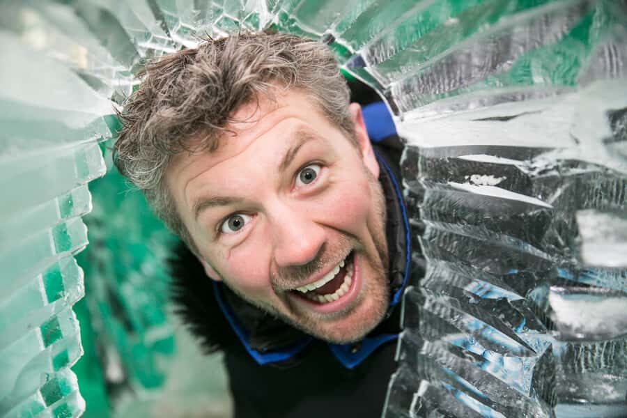 Queenstown: Minus 5 Ice Bar Experience with Drink Options - Inside the Ice Bar: Hand-Carved Ice, Tight Timing, Real Cold