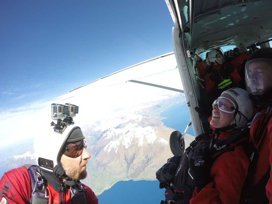 Queenstown: Tandem Skydive Experience - Safety, Coaching, and Why the Tandem Master Matters