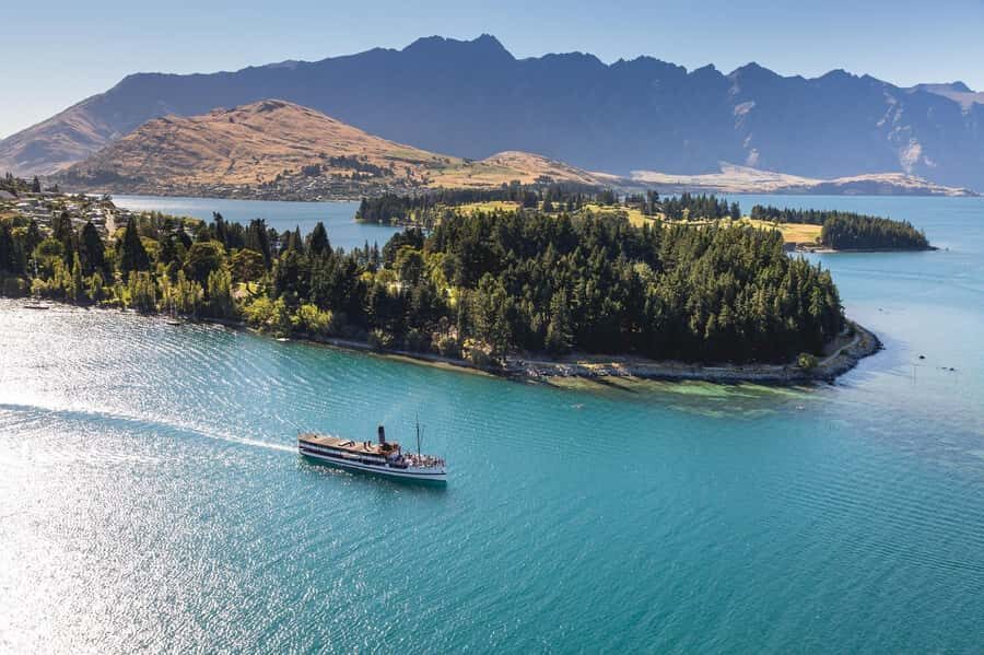 Queenstown: TSS Earnslaw Cruise of Lake Whakatipu - 5 Things That Make the TSS Earnslaw Cruise Worth Your Time