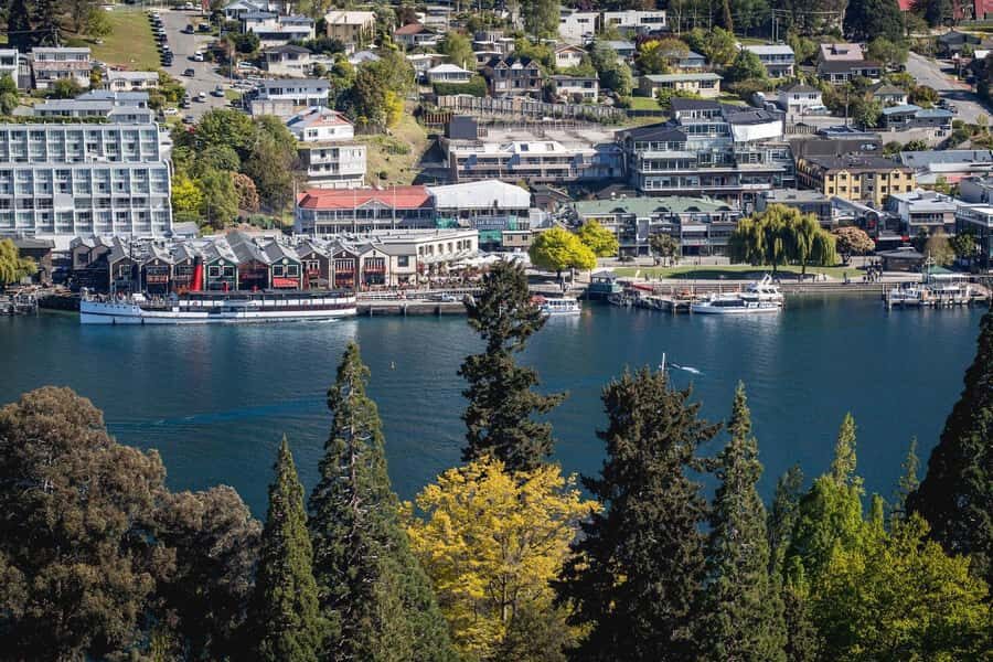 Queenstown: TSS Earnslaw Cruise of Lake Whakatipu - Tea, Coffee, and Drinks: What You Can Buy Onboard (and What You Can’t Assume)