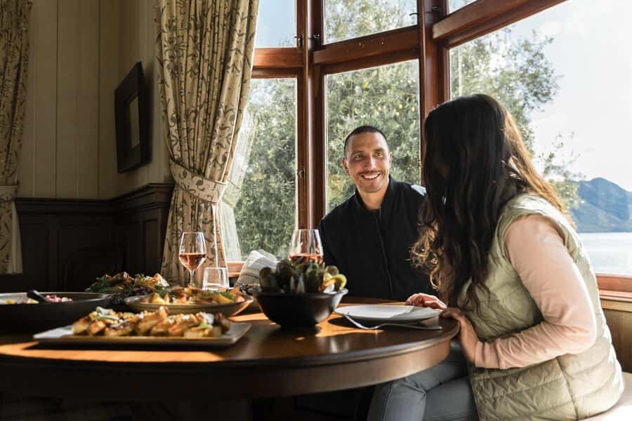 Queenstown: Walter Peak Gourmet BBQ & Lake Whakatipu Cruise - Walter Peak Arrival: A Colonial Homestead with Farm-Real Life