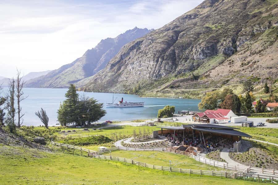 Queenstown: Walter Peak Gourmet BBQ & Lake Whakatipu Cruise - Tea Time and Garden Strolls: Slower Pace Between Boat and Show